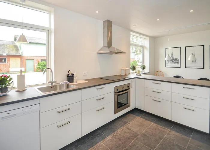 Holiday home Three-bedroom In